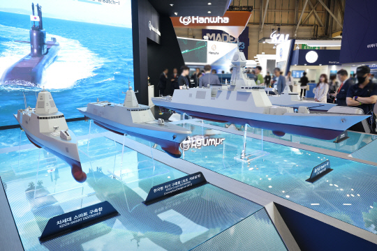 지난 6월 7일 부산 벡스코에서 열린 국제해양방위산업전(MADEX)에 한화오션 부스 전경. 한화오션 제공